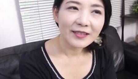 Old Japanese woman happiest day ever via JAV debut
