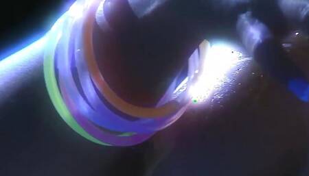 Asian milf Jessica rubs her cunt with the glass dildo.