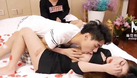 Asian couples and wives exchange, different big breasts and big asss, double happiness