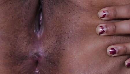 Mujhe Choot Chatwana Bhahut Pasand Hai