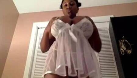 Sexy black pornstar celeb Maserati