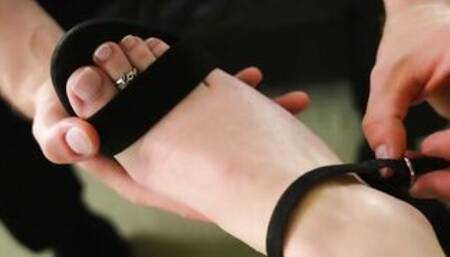 21 SEXTURY - Bombshell Didi Zerati Makes A Feet Worshiper Cum With Her Tight Asshole