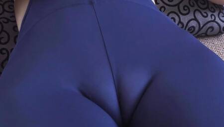 Milf In Tight Yoga Pants Teasing Her Sexy Cameltoe