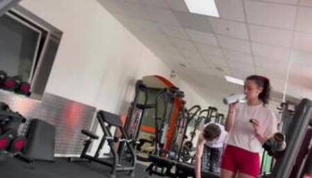 Gym Girls From SexyCandidGirls.com