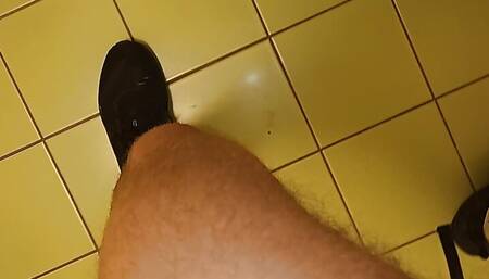the student left the lesson to masturbate and cum sweetly
