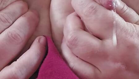 Milking myself 3 times! Could you drink it all? Help me express my milk
