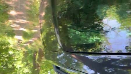 Even lekker geneukt worden in het bos ????