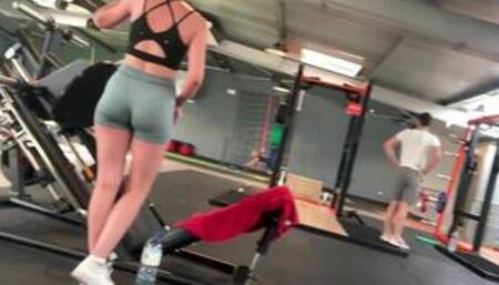 Gym Girl Filmed With Hidden Cam