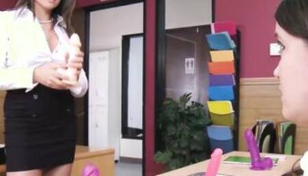 Colegio Caliente Film With Danica Dillon, Erik Everhard - Brazzers Official