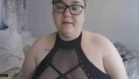 Adorable BBW squirts as viewers make her orgasm