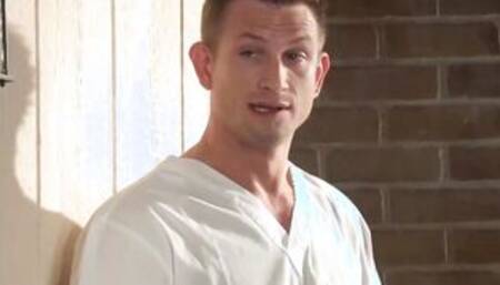 Masaje a la "Cougar" Movie With Bill Bailey, Janet Mason - Brazzers Official