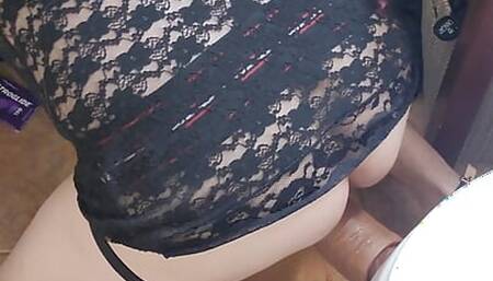 Analfunner crossdressing dildo ride
