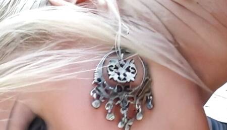 EBONY SHEMALE DOES HANDJOB ON SELF TILL A CUMSHOT