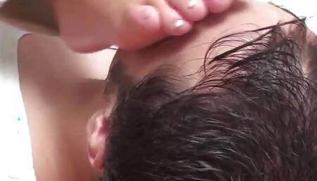 Feet smelling on the floor