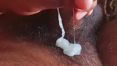 Indian muslim guy mastrubating and cum