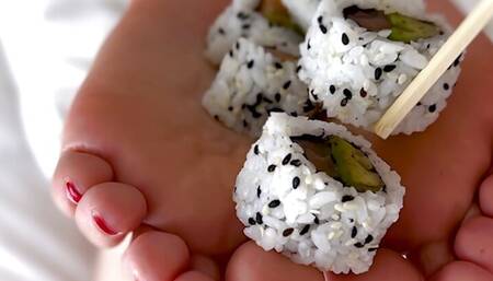 allfootsiefans - Do You Like Sushi?