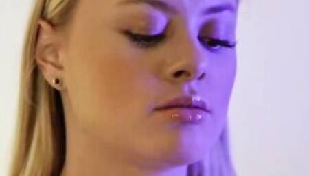 BLACKEDRAW Sexual besties Amber & Kali share Jax's gigantic huge african penis