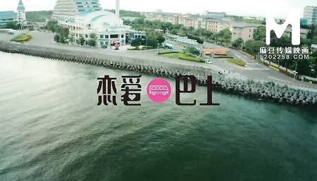 Watch divine Su Cing Ge's dirt