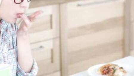 Teens lover Cornelia Loves Pizza n Rough Dick