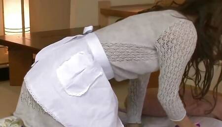 JAPANESE GIRL BOUNCES PUSSY ON HUGE COCK CREAMPIE