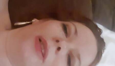 Vends-ta-culotte - Amateur woman licked and fingered in close-up