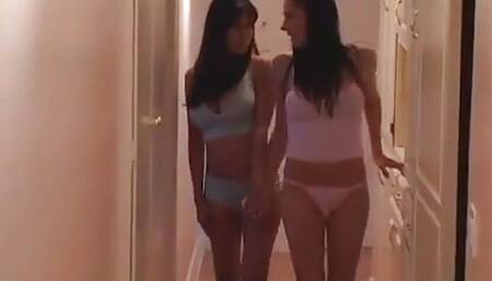 Shannon Adams Loves Strapon Sex feat. Shannon Adams, Leah Lane - Perv Milfs n Teens