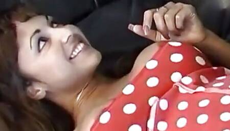 Beach Bunnies Big Brown Eyes 12 - Jewels Jade feat. Ariana Jolie,Jewels Jade - Perv Milfs n Teens