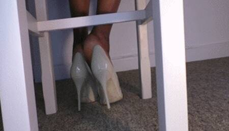 Slip on slip off shoeplay - wmv