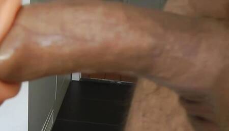 Handsfree blowjob in the kitchen from sextoy masturbator