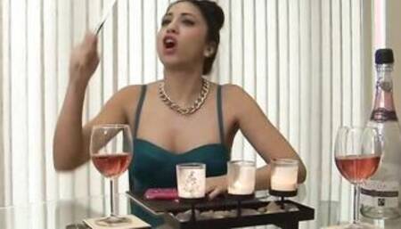 Angry UK Fiance Julia De Lucia Cheats on Her Husband