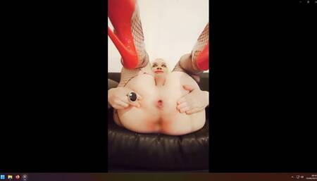 French CD sissy dildo playing