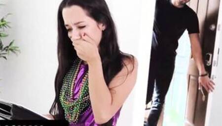 Petite Hottie Freya von Doom Gaggs & Rides Big Black Cock To Celebrate Mardi Gras - Exxxtra Small