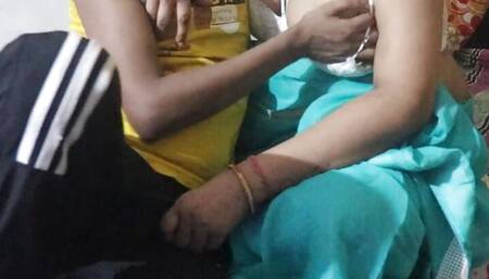 Dost Ki stepMom Jaldi Jaldi Chodo Pani pani Aanye Wali Hai Nashilirani chudi apne Bete ke frend se Clear Hindi voice