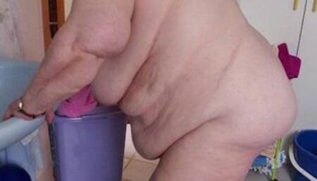 OMAGEIL Homemade Granny Porn Selfies