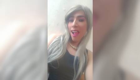 Soy una trans Colombina muy femenina de mujer