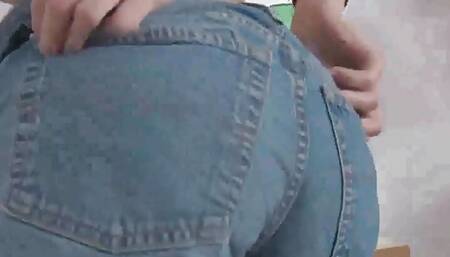 Blond slutty teen want anal creampie