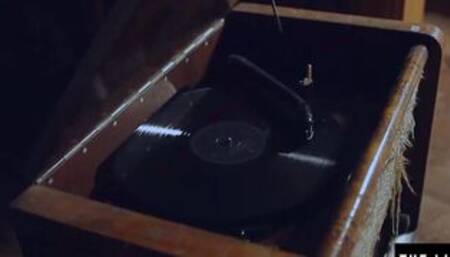 Super Sexy cunt with mouth fucks herself with a vibrator while watching porn