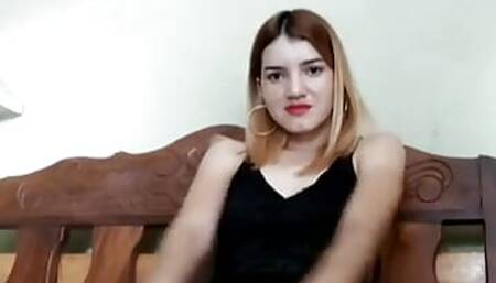Latina masturbating and moaning like a slut