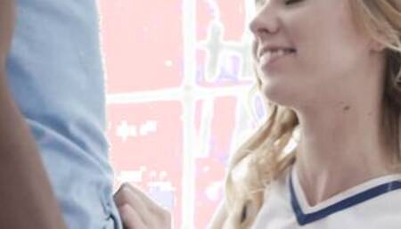 Cheerleader Haley Gets Spread Out two