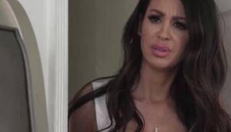 Jamie's Stepson Is Her Type two