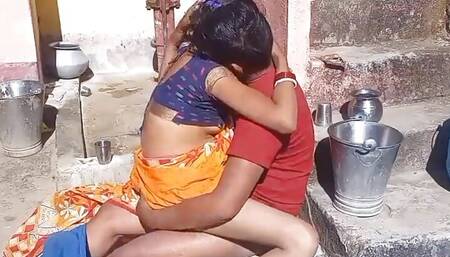 Deshi village bhabhi outdoor Hindi sex