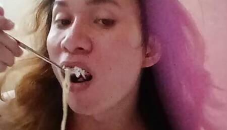 Lamion kaayo ang Reyna
