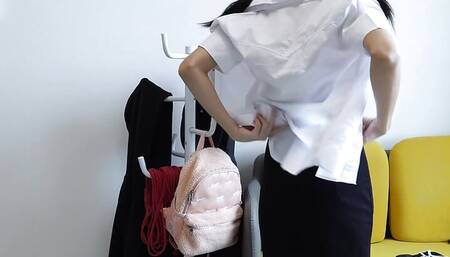 Yoga session turns into shibari and squirting for cute Asian teen Baebi Hel