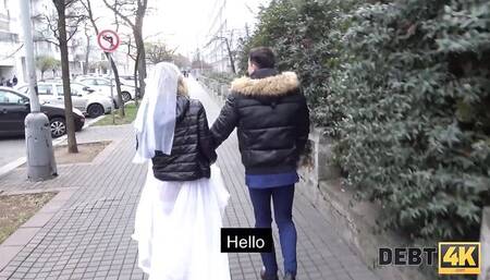 Hottie Adelle Sabelle at tattooed women video