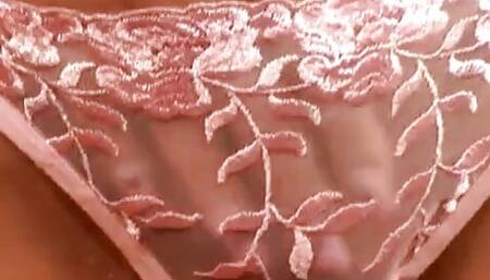 Kyra Banks loves it raw feat Kyra Banks - Perv Milfs n Teens