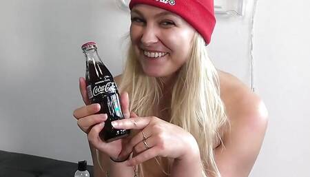 I'm a Coca Cola Girl