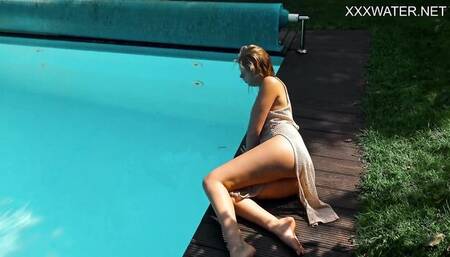 Energetic Eyla Moore at tight pussy porn