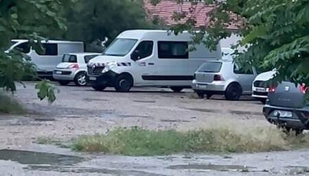 Long jerk outdoor in exhib caught multiple times
