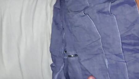 She thought he would cum on her ass, but he came inside