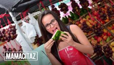 Hot Latina Jenifer Valencia Picked up for Hardcore Fuck - CARNE DEL MERCADO